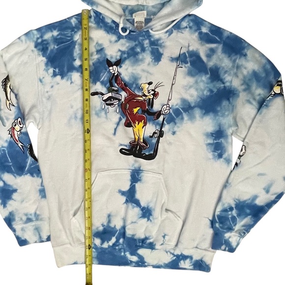 Disney Hoodie Mens Medium Blue Tie Dye Goofy Fishing Pullover Sweatshirt NWT NEW - Picture 5 of 13